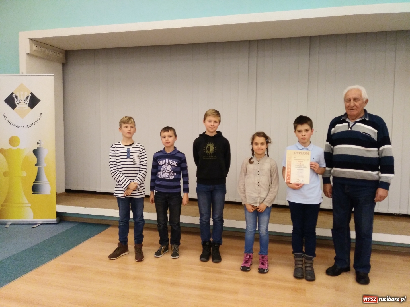 Zdjęcie w galerii na portalu naszraciborz.pl: Uczniowie SP 13 najlepsi w szachowych rozgrywkach w mieście i rejonie wiadomości z regionu