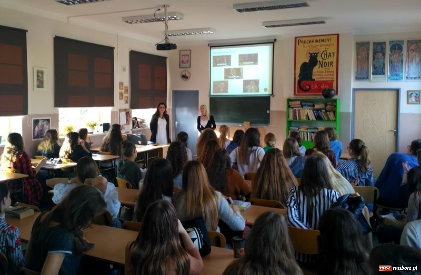 Zdjęcie w galerii na portalu naszraciborz.pl: Wykład o komunikacji niewerbalnej w II LO wiadomości z regionu