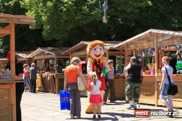 Zdjęcie w galerii na portalu naszraciborz.pl: Jarmark po siedmiu wiekach wrócił  wiadomości z regionu
