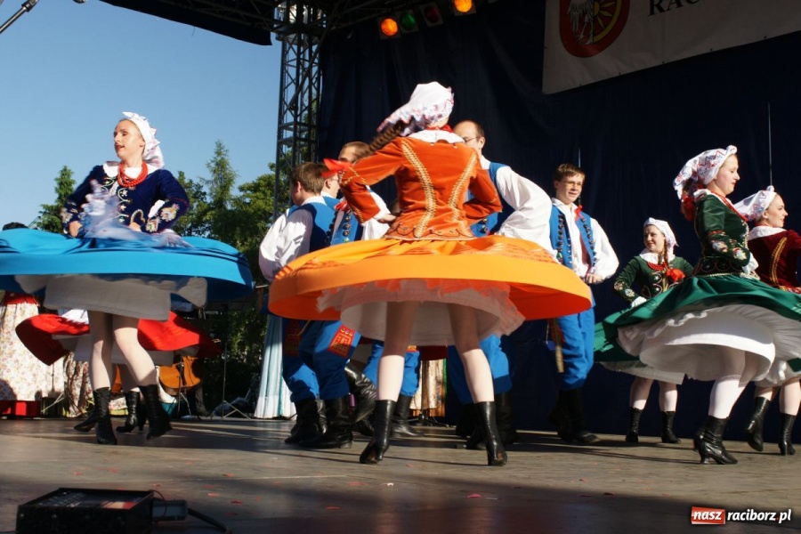 Zdjęcie w galerii na portalu naszraciborz.pl: Jarmark po siedmiu wiekach wrócił  wiadomości z regionu