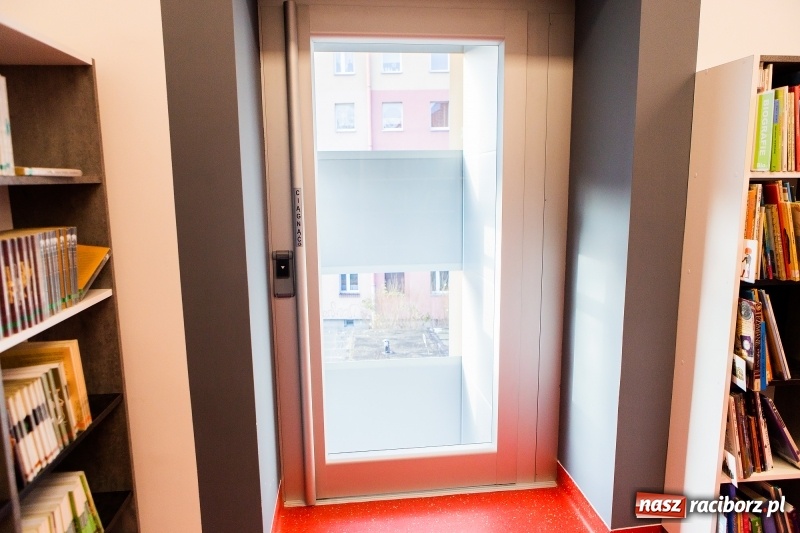 Zdjęcie w galerii na portalu naszraciborz.pl: Od piwnicy po strych. Zobacz, jak wygląda raciborska biblioteka po remoncie  wiadomości z regionu