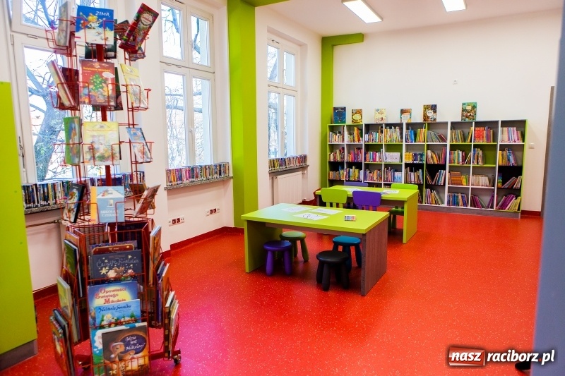 Zdjęcie w galerii na portalu naszraciborz.pl: Od piwnicy po strych. Zobacz, jak wygląda raciborska biblioteka po remoncie  wiadomości z regionu