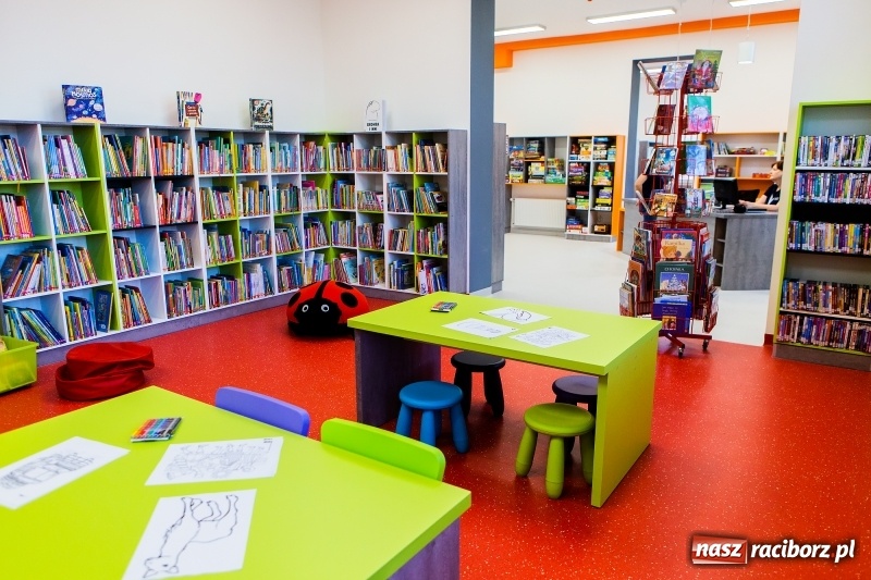 Zdjęcie w galerii na portalu naszraciborz.pl: Od piwnicy po strych. Zobacz, jak wygląda raciborska biblioteka po remoncie  wiadomości z regionu