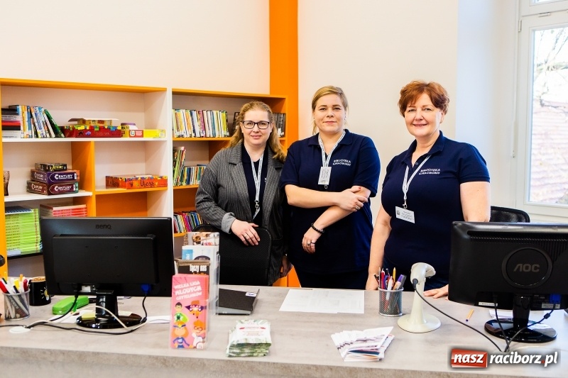 Zdjęcie w galerii na portalu naszraciborz.pl: Od piwnicy po strych. Zobacz, jak wygląda raciborska biblioteka po remoncie  wiadomości z regionu