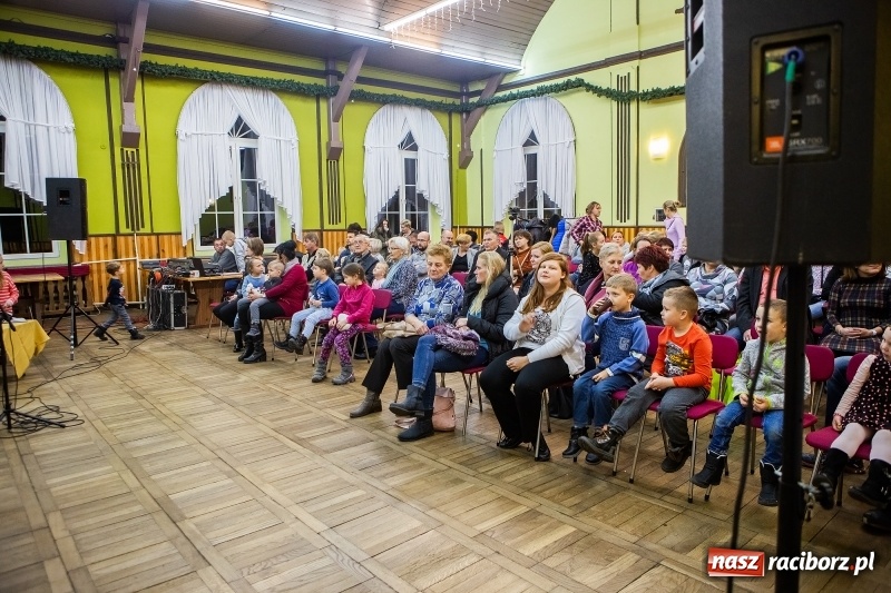 Zdjęcie w galerii na portalu naszraciborz.pl: Podsumowanie projektu Zapomniany świat starych bajek w DK Borucin wiadomości z regionu