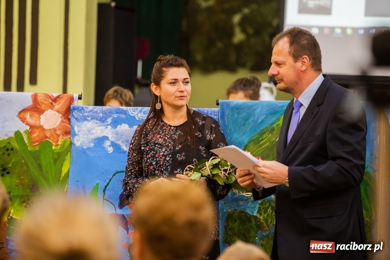 Zdjęcie w galerii na portalu naszraciborz.pl: Podsumowanie projektu Zapomniany świat starych bajek w DK Borucin wiadomości z regionu
