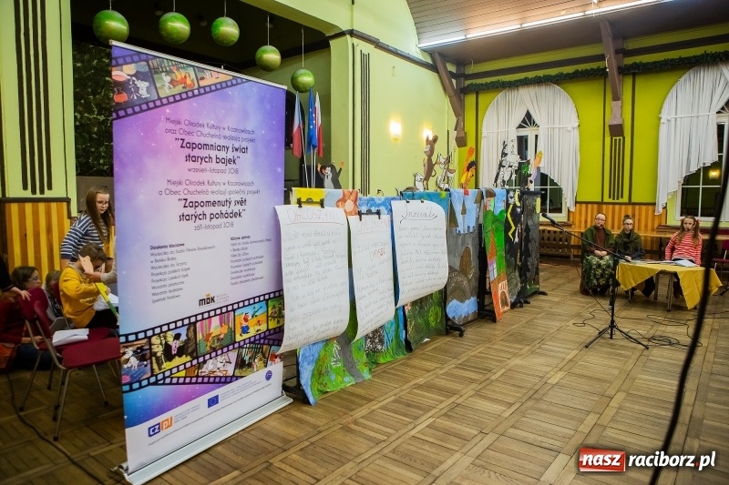 Zdjęcie w galerii na portalu naszraciborz.pl: Podsumowanie projektu Zapomniany świat starych bajek w DK Borucin wiadomości z regionu