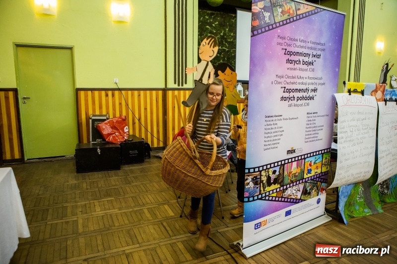 Zdjęcie w galerii na portalu naszraciborz.pl: Podsumowanie projektu Zapomniany świat starych bajek w DK Borucin wiadomości z regionu