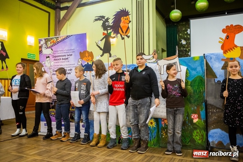 Zdjęcie w galerii na portalu naszraciborz.pl: Podsumowanie projektu Zapomniany świat starych bajek w DK Borucin wiadomości z regionu