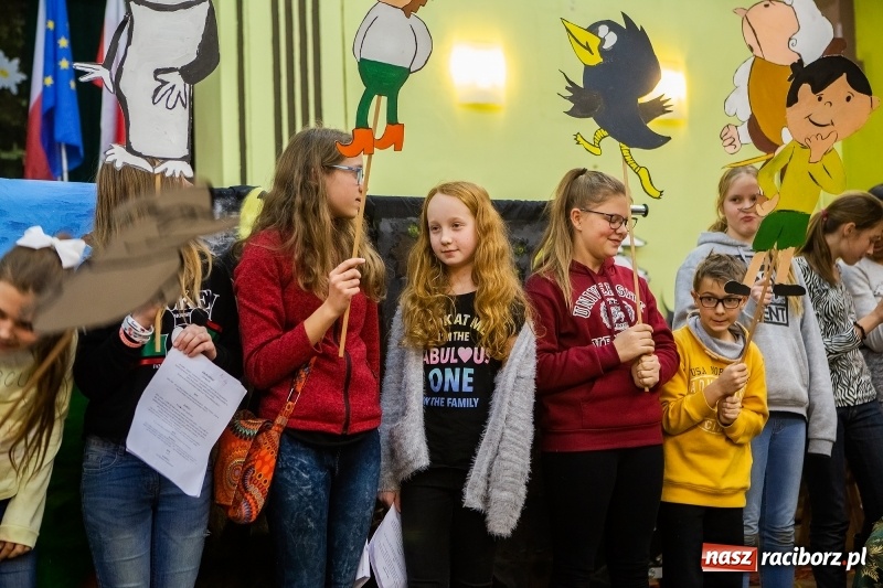 Zdjęcie w galerii na portalu naszraciborz.pl: Podsumowanie projektu Zapomniany świat starych bajek w DK Borucin wiadomości z regionu