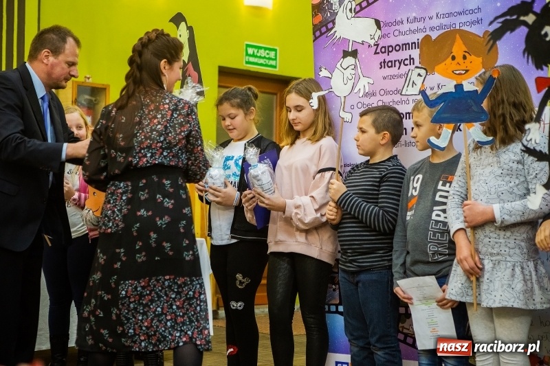 Zdjęcie w galerii na portalu naszraciborz.pl: Podsumowanie projektu Zapomniany świat starych bajek w DK Borucin wiadomości z regionu