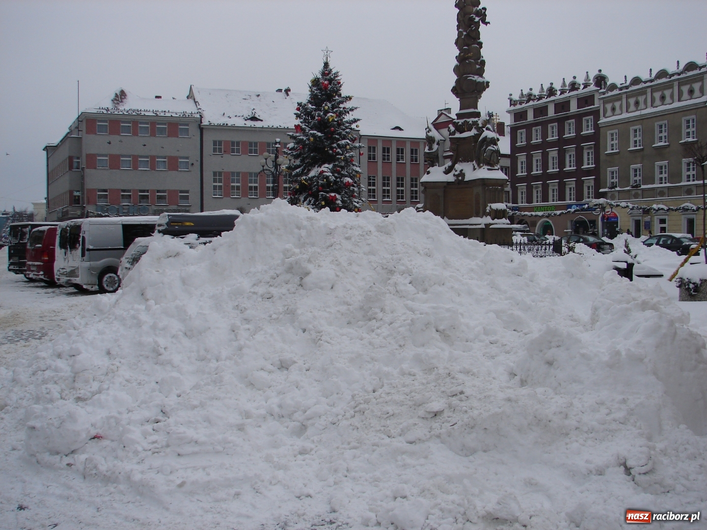 Zdjęcie w galerii na portalu naszraciborz.pl: Od dziś mamy meteorologiczną zimę. Temperatura sięgnęła -10 st. C wiadomości z regionu