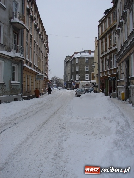 Zdjęcie w galerii na portalu naszraciborz.pl: Od dziś mamy meteorologiczną zimę. Temperatura sięgnęła -10 st. C wiadomości z regionu