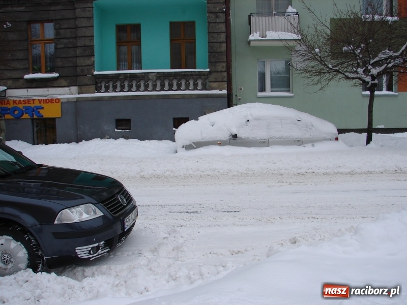 Zdjęcie w galerii na portalu naszraciborz.pl: Od dziś mamy meteorologiczną zimę. Temperatura sięgnęła -10 st. C wiadomości z regionu