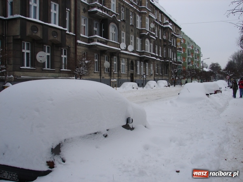 Zdjęcie w galerii na portalu naszraciborz.pl: Od dziś mamy meteorologiczną zimę. Temperatura sięgnęła -10 st. C wiadomości z regionu
