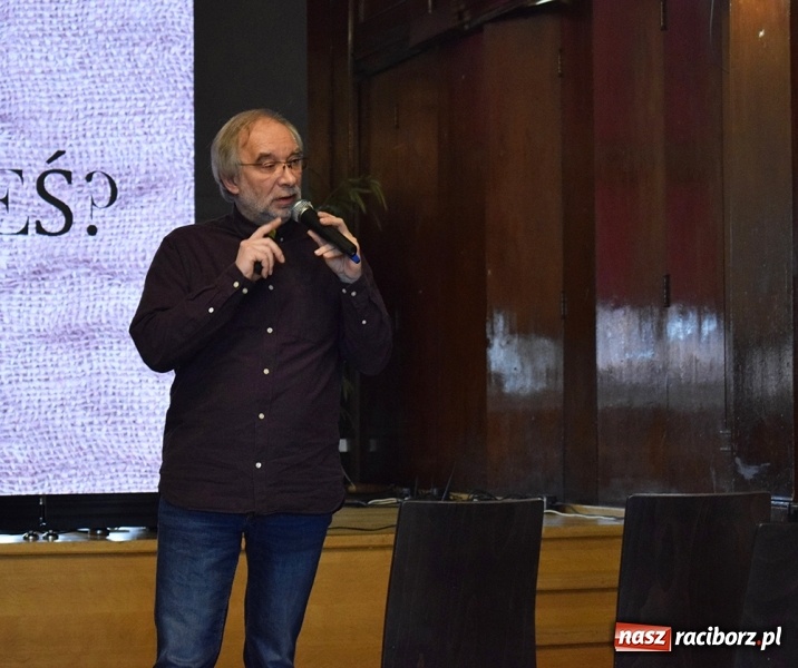 Zdjęcie w galerii na portalu naszraciborz.pl: Bezpieczeństwo w działaniu. Konferencja w I LO  wiadomości z regionu