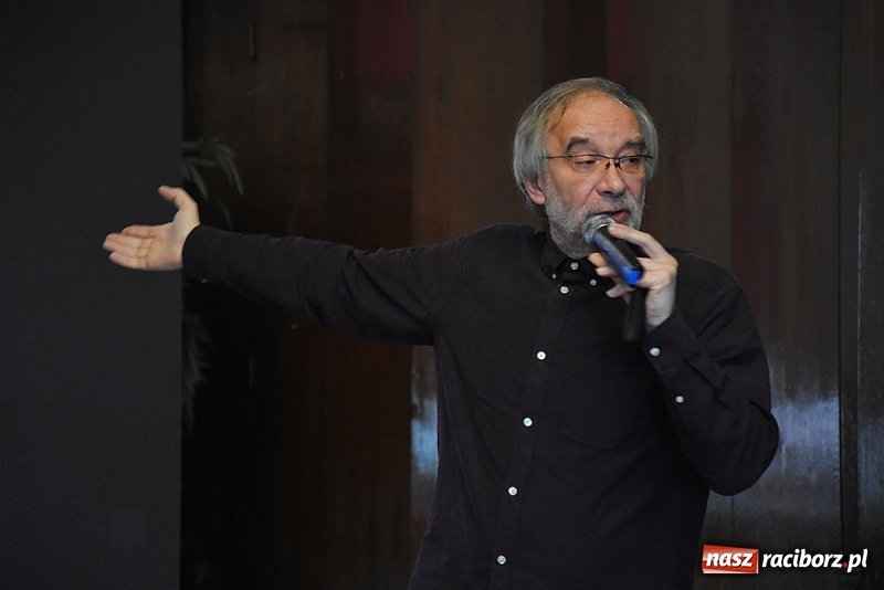 Zdjęcie w galerii na portalu naszraciborz.pl: Bezpieczeństwo w działaniu. Konferencja w I LO  wiadomości z regionu