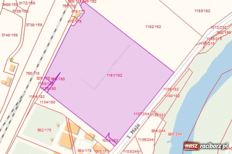 Zdjęcie w galerii na portalu naszraciborz.pl: Ratusz próbuje zbyć działki po cukrowni FOTO wiadomości z regionu