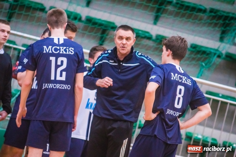 Zdjęcie w galerii na portalu naszraciborz.pl: Siatkarze Rafako pokonali MCKiS Jaworzno za trzy punkty wiadomości z regionu