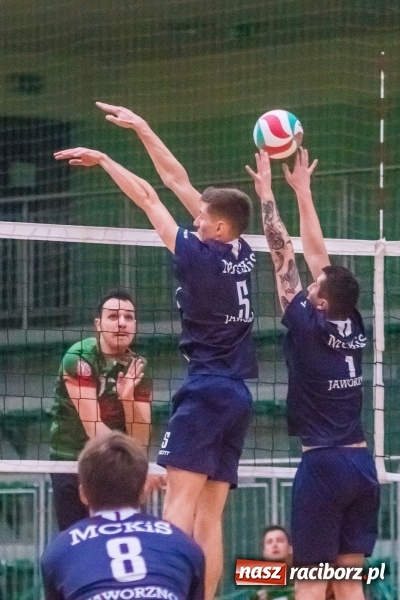 Zdjęcie w galerii na portalu naszraciborz.pl: Siatkarze Rafako pokonali MCKiS Jaworzno za trzy punkty wiadomości z regionu