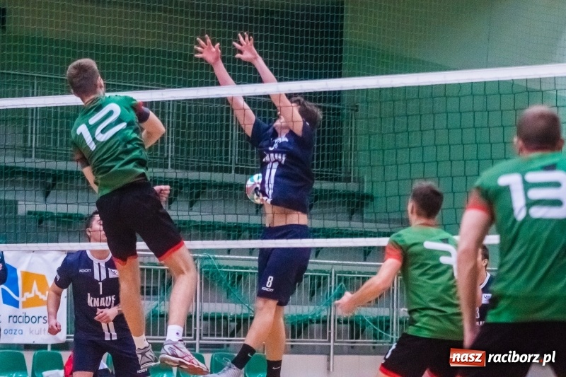 Zdjęcie w galerii na portalu naszraciborz.pl: Siatkarze Rafako pokonali MCKiS Jaworzno za trzy punkty wiadomości z regionu