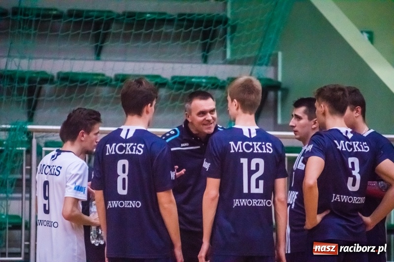 Zdjęcie w galerii na portalu naszraciborz.pl: Siatkarze Rafako pokonali MCKiS Jaworzno za trzy punkty wiadomości z regionu
