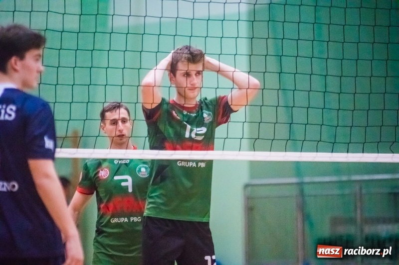 Zdjęcie w galerii na portalu naszraciborz.pl: Siatkarze Rafako pokonali MCKiS Jaworzno za trzy punkty wiadomości z regionu