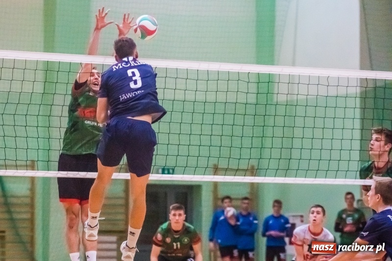 Zdjęcie w galerii na portalu naszraciborz.pl: Siatkarze Rafako pokonali MCKiS Jaworzno za trzy punkty wiadomości z regionu