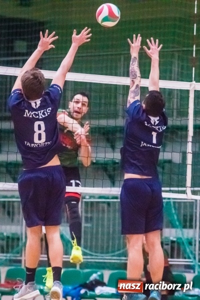 Zdjęcie w galerii na portalu naszraciborz.pl: Siatkarze Rafako pokonali MCKiS Jaworzno za trzy punkty wiadomości z regionu