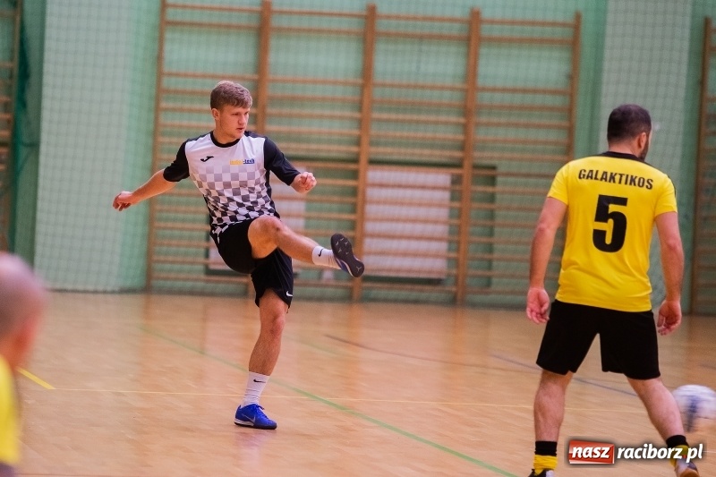 Zdjęcie w galerii na portalu naszraciborz.pl: HLPN. Grała I i II liga. Zwycięstwa ŁU-BU-DU i Instal-Tech wiadomości z regionu