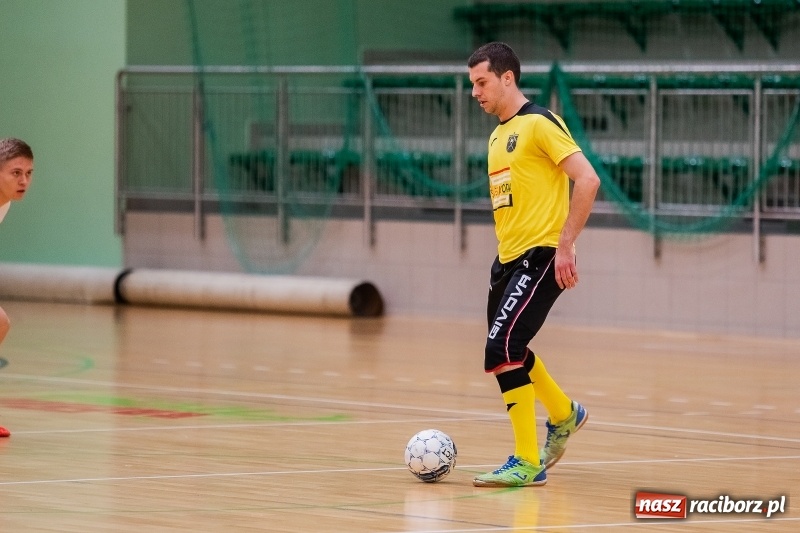 Zdjęcie w galerii na portalu naszraciborz.pl: HLPN. Grała I i II liga. Zwycięstwa ŁU-BU-DU i Instal-Tech wiadomości z regionu