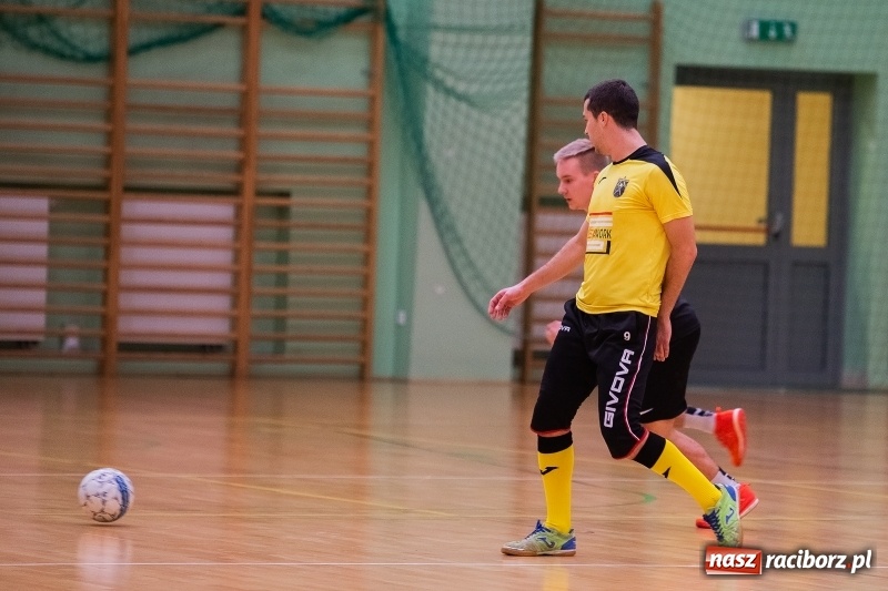 Zdjęcie w galerii na portalu naszraciborz.pl: HLPN. Grała I i II liga. Zwycięstwa ŁU-BU-DU i Instal-Tech wiadomości z regionu