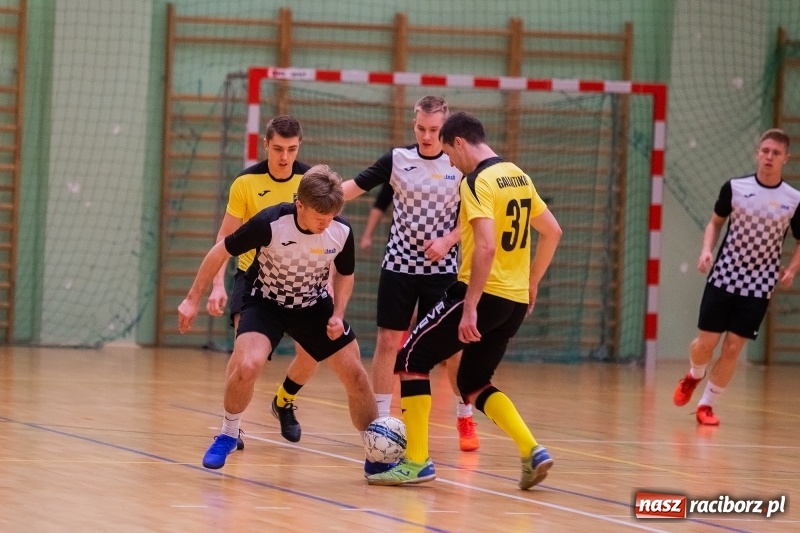 Zdjęcie w galerii na portalu naszraciborz.pl: HLPN. Grała I i II liga. Zwycięstwa ŁU-BU-DU i Instal-Tech wiadomości z regionu