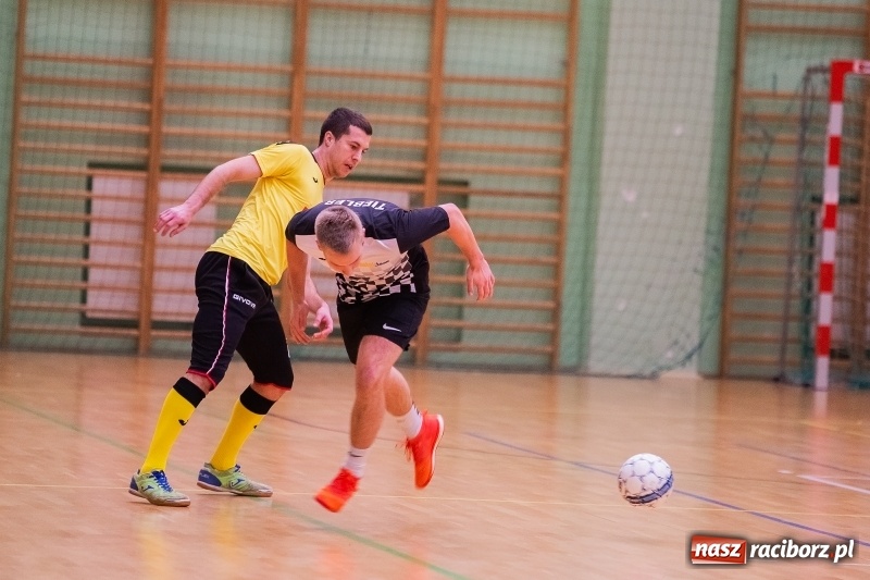 Zdjęcie w galerii na portalu naszraciborz.pl: HLPN. Grała I i II liga. Zwycięstwa ŁU-BU-DU i Instal-Tech wiadomości z regionu