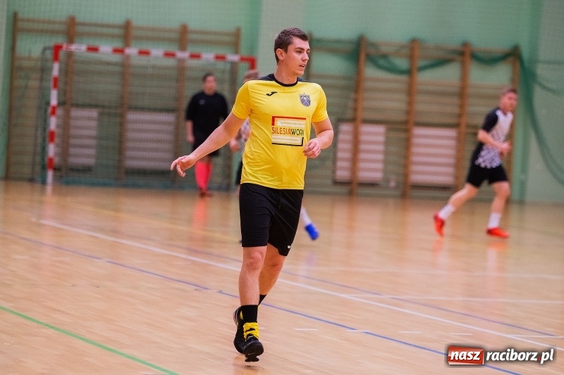 Zdjęcie w galerii na portalu naszraciborz.pl: HLPN. Grała I i II liga. Zwycięstwa ŁU-BU-DU i Instal-Tech wiadomości z regionu