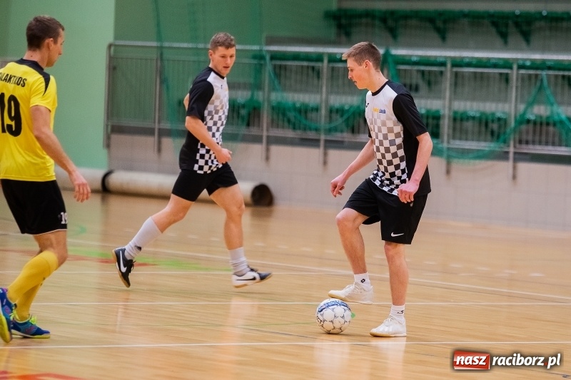 Zdjęcie w galerii na portalu naszraciborz.pl: HLPN. Grała I i II liga. Zwycięstwa ŁU-BU-DU i Instal-Tech wiadomości z regionu