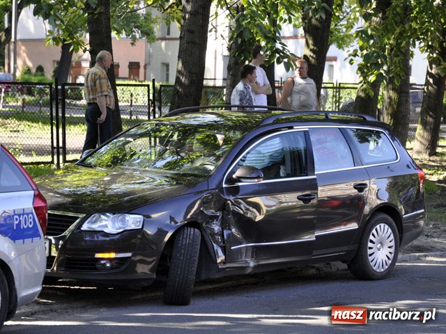 Zdjęcie w galerii na portalu naszraciborz.pl: Groźny wypadek przy więzieniu wiadomości z regionu