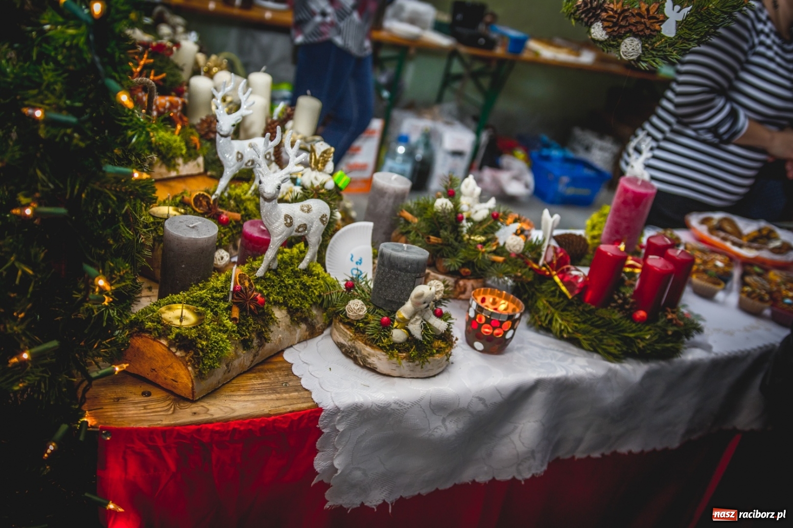 Zdjęcie w galerii na portalu naszraciborz.pl: Bożonarodzeniowy kiermasz w Pietrowicach Wielkich FOTO i WIDEO  wiadomości z regionu