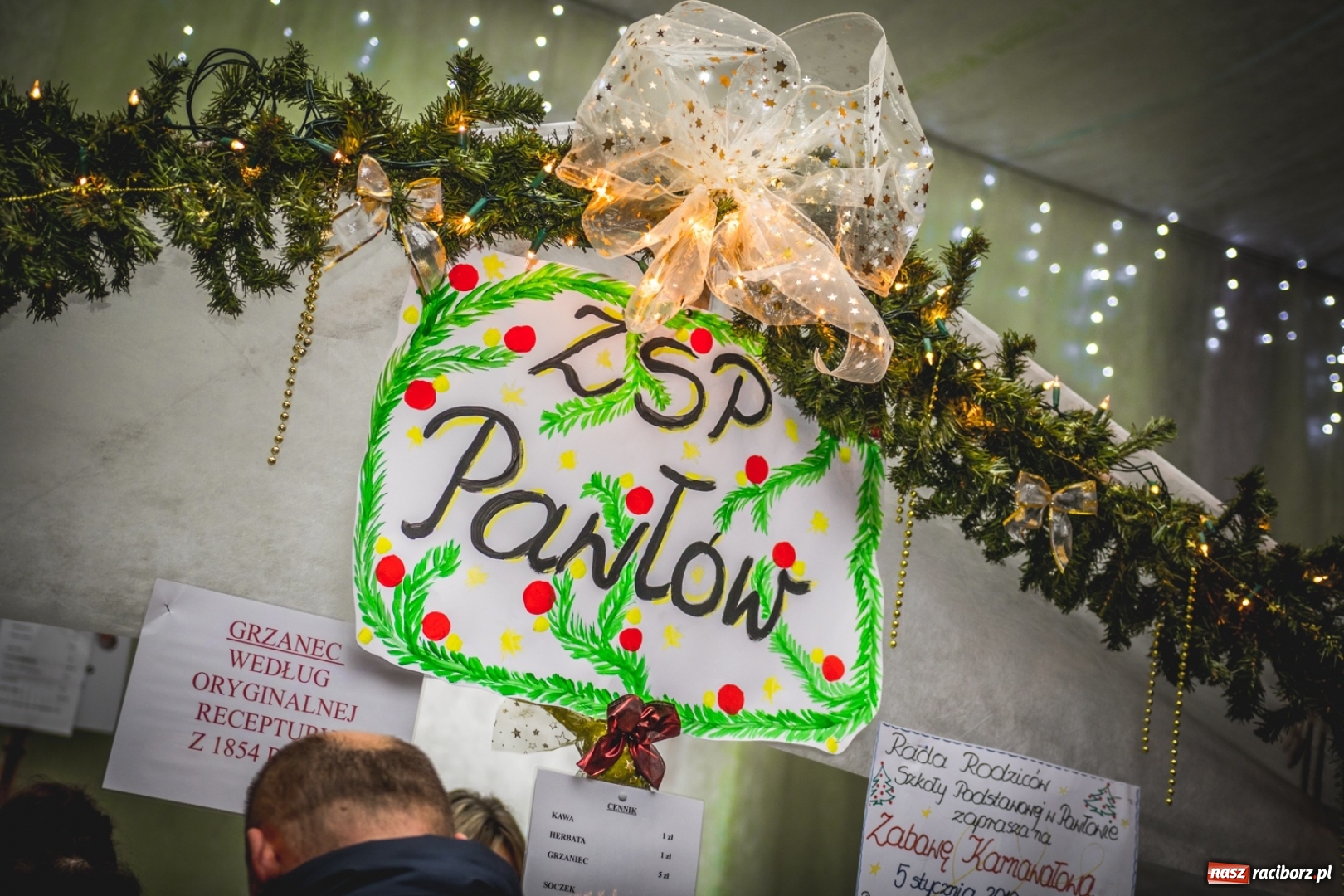 Zdjęcie w galerii na portalu naszraciborz.pl: Bożonarodzeniowy kiermasz w Pietrowicach Wielkich FOTO i WIDEO  wiadomości z regionu