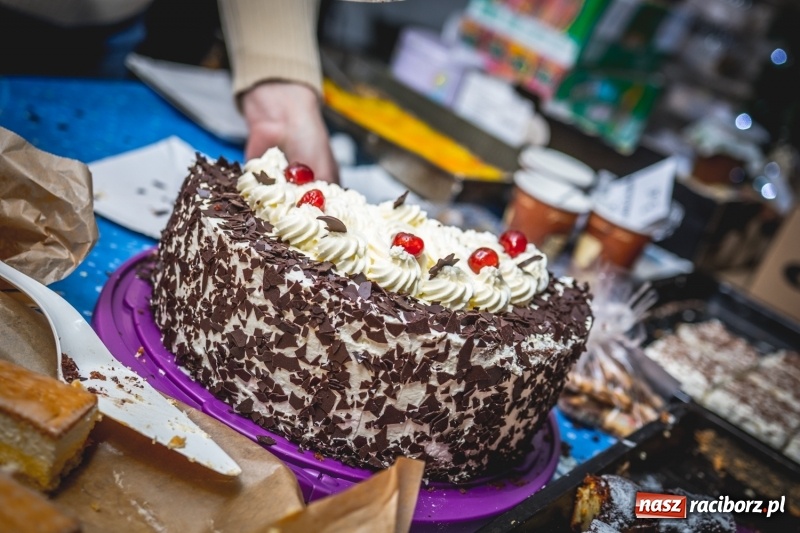 Zdjęcie w galerii na portalu naszraciborz.pl: Bożonarodzeniowy kiermasz w Pietrowicach Wielkich FOTO i WIDEO  wiadomości z regionu