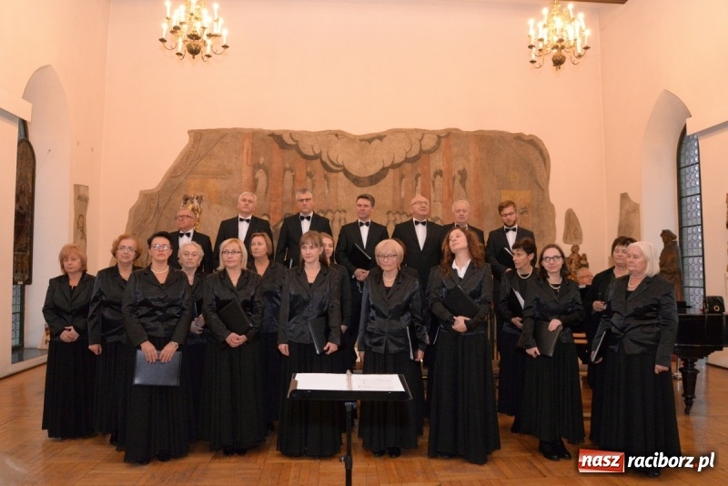 Zdjęcie w galerii na portalu naszraciborz.pl: Na sakralną nutę w raciborskim Muzeum  wiadomości z regionu