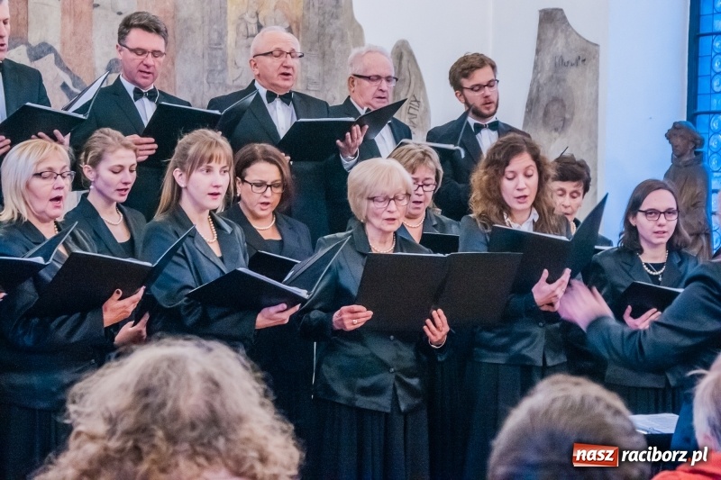 Zdjęcie w galerii na portalu naszraciborz.pl: Na sakralną nutę w raciborskim Muzeum  wiadomości z regionu