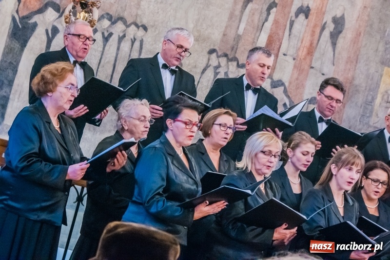 Zdjęcie w galerii na portalu naszraciborz.pl: Na sakralną nutę w raciborskim Muzeum  wiadomości z regionu