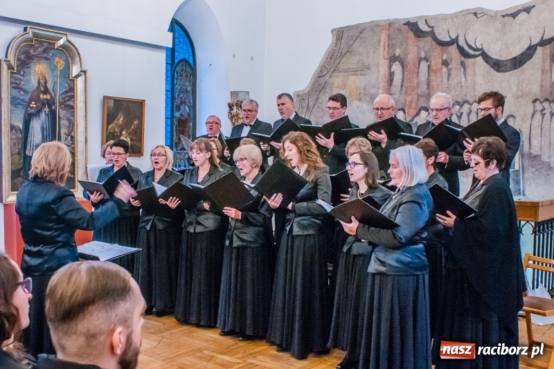 Zdjęcie w galerii na portalu naszraciborz.pl: Na sakralną nutę w raciborskim Muzeum  wiadomości z regionu