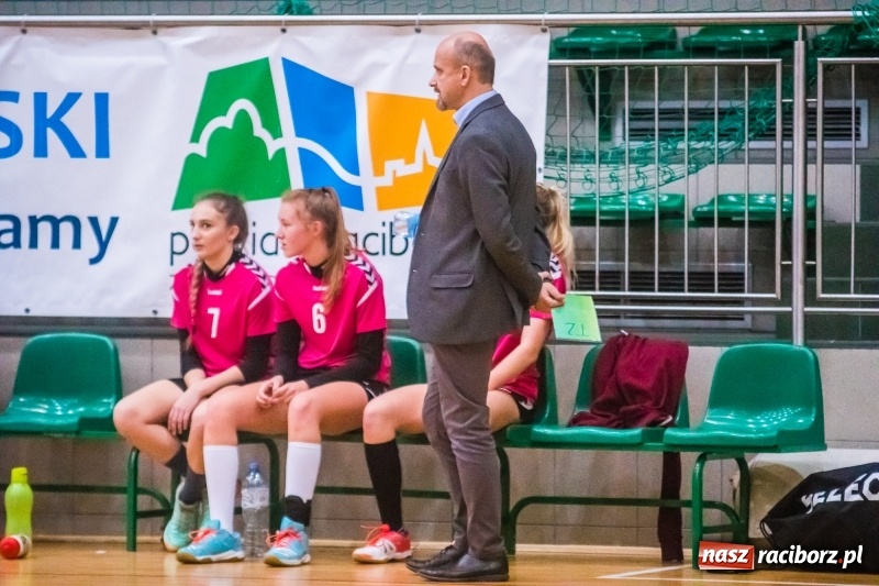 Zdjęcie w galerii na portalu naszraciborz.pl: Piłka ręczna. Cracovia za silna dla Pietrowic wiadomości z regionu