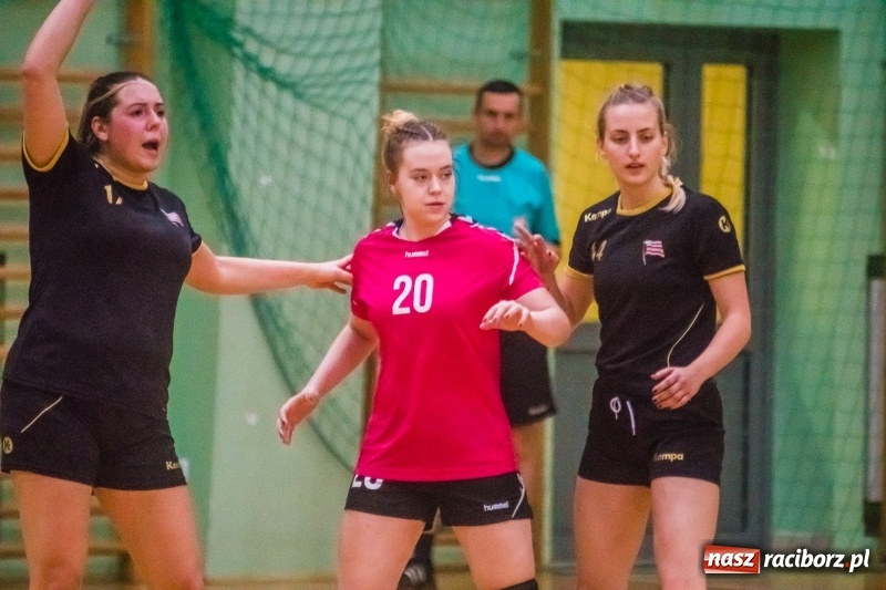 Zdjęcie w galerii na portalu naszraciborz.pl: Piłka ręczna. Cracovia za silna dla Pietrowic wiadomości z regionu