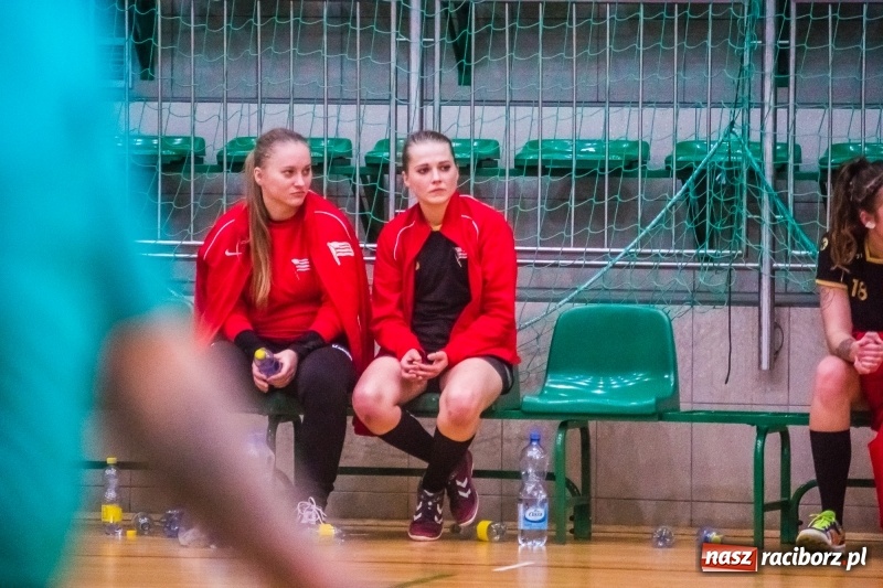 Zdjęcie w galerii na portalu naszraciborz.pl: Piłka ręczna. Cracovia za silna dla Pietrowic wiadomości z regionu