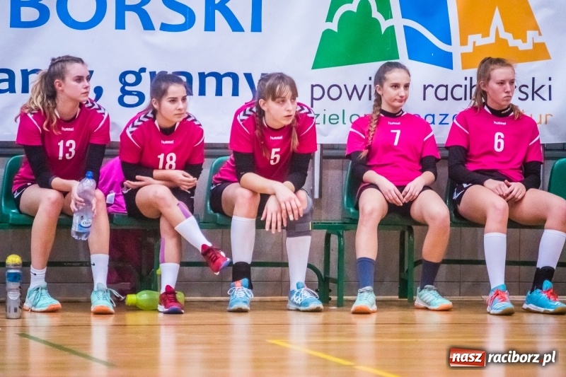 Zdjęcie w galerii na portalu naszraciborz.pl: Piłka ręczna. Cracovia za silna dla Pietrowic wiadomości z regionu