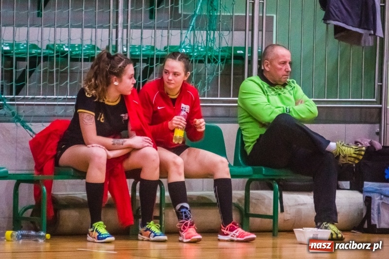 Zdjęcie w galerii na portalu naszraciborz.pl: Piłka ręczna. Cracovia za silna dla Pietrowic wiadomości z regionu