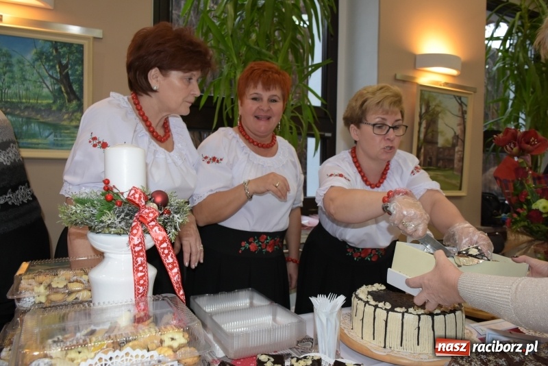 Zdjęcie w galerii na portalu naszraciborz.pl: W Tworkowie zapachniało świętami wiadomości z regionu